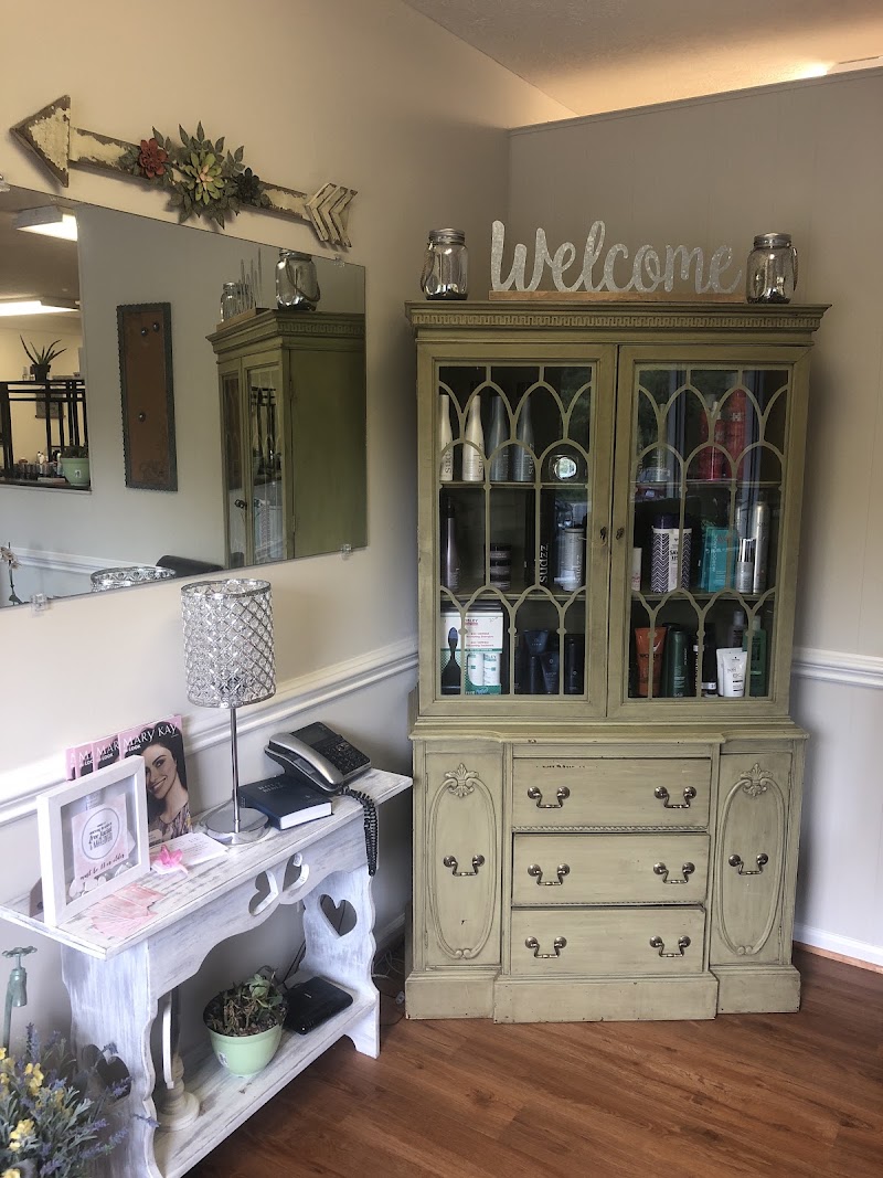 River City Salon, beauty salon in Danville, VA, photo 3 of 8